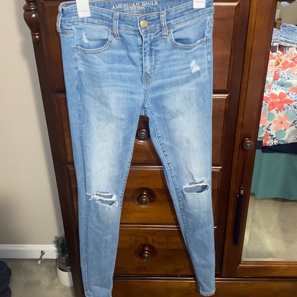 American Eagle Jeans - Picture 1 of 3
